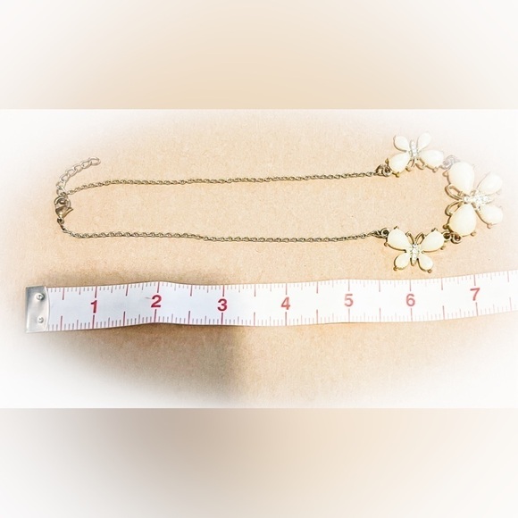 Dragonfly Necklace - Picture 2 of 2